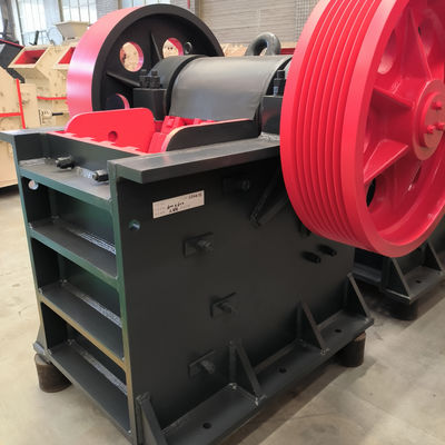 China Hot Sale Mini diesel Engine Pe400x600  Jaw Crusher with Screen