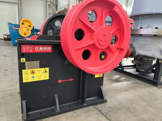 China Hot Sale Mini diesel Engine Pe400x600  Jaw Crusher with Screen