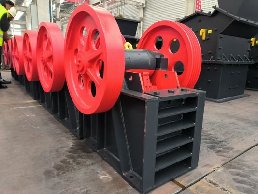 Factory Low Cost PE250*400 Jaw Crusher  for Brick Concrete Granite Ores Crushing Driven Either by Motor or by Diesel for Sale